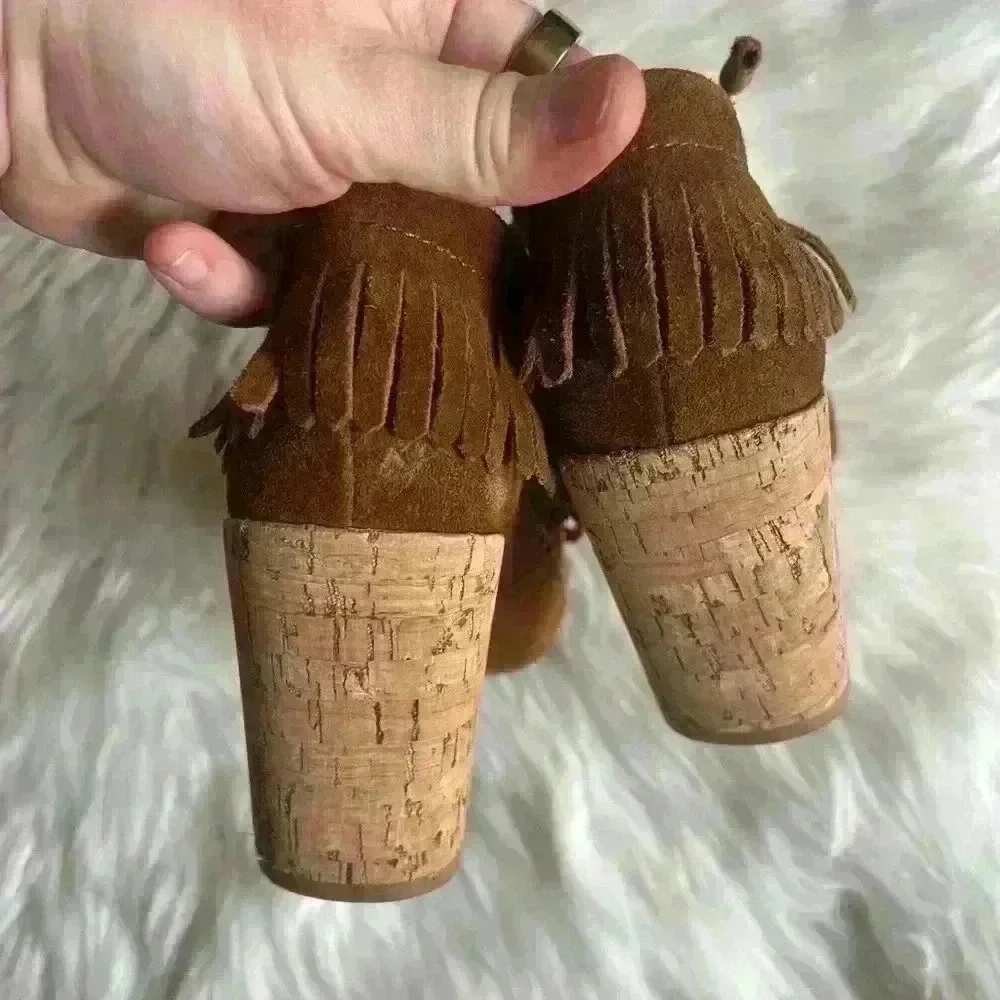 Tory Burch Huntington Beaded Embroidered Suede Fringe Booties size 5 heels shoes